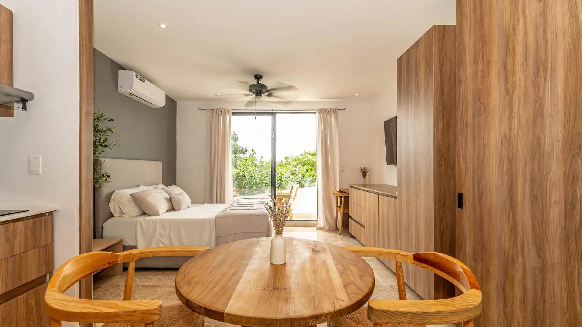 Lux Studio With Private Balcony, Rooftop Pool, Gym Tulum 0*,  Mexico